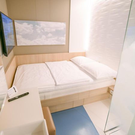 My Cloud Transit Hotel - Guests With International Flight Only! Frankfurt am Main Eksteriør billede