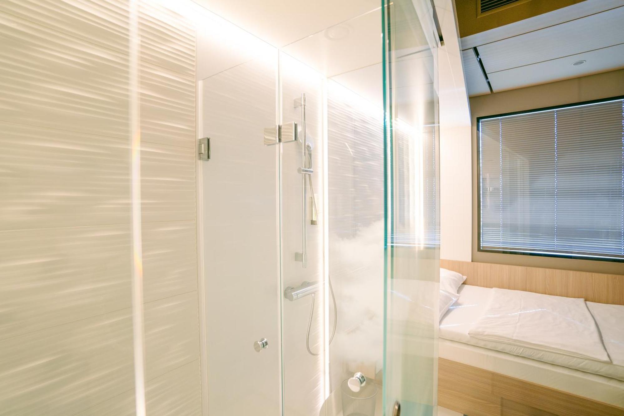My Cloud Transit Hotel - Guests With International Flight Only! Frankfurt am Main Eksteriør billede