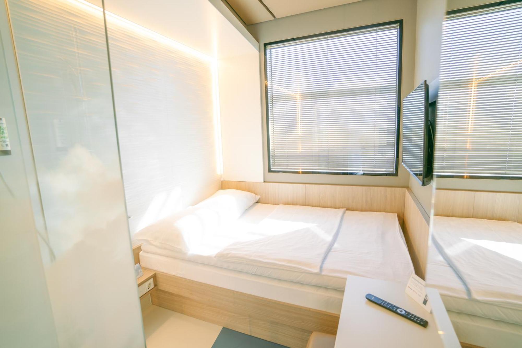 My Cloud Transit Hotel - Guests With International Flight Only! Frankfurt am Main Eksteriør billede